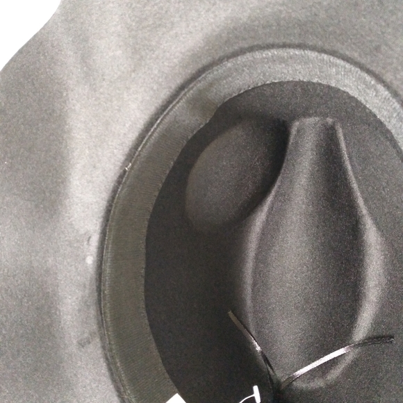 SOLD OUT Women's Black Floppy Brim Fedora Hat- NWT - Picture 5 of 11